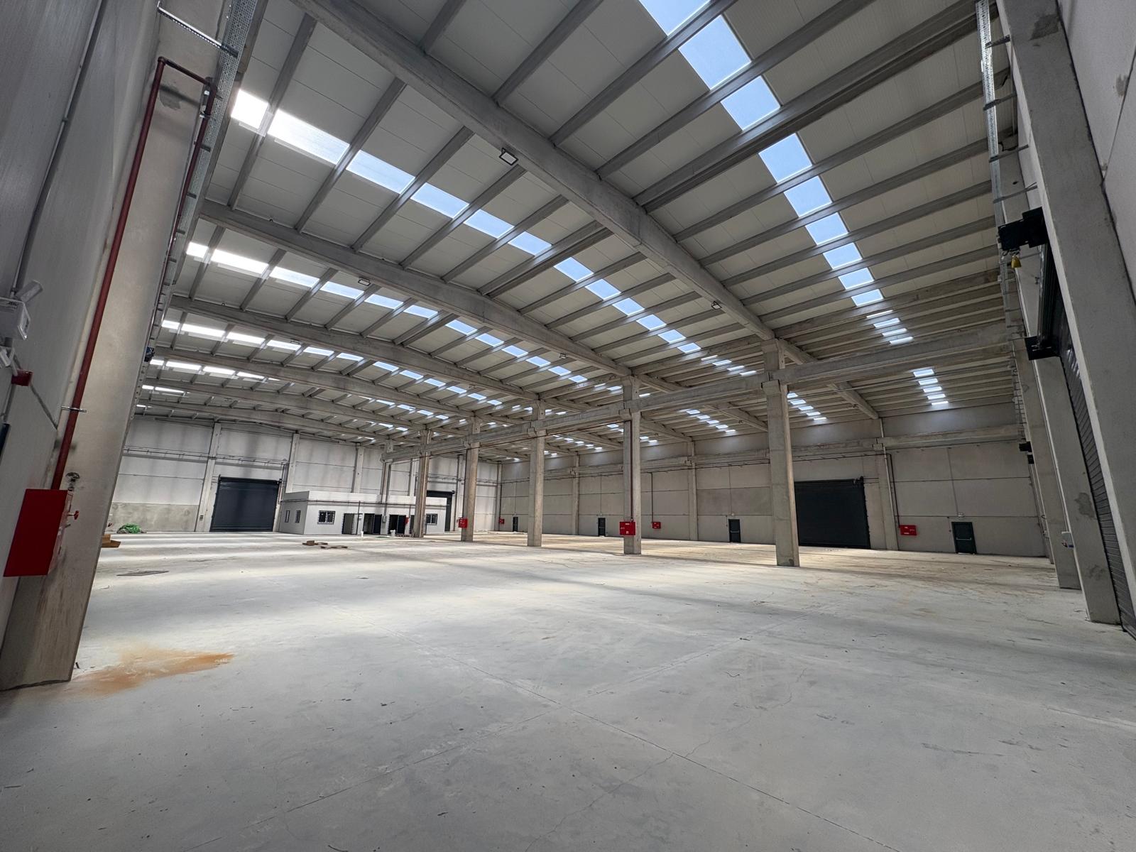 İZMİR MENDERES DEPOLAMA BÖLGESİNDE KİRALIK 2500m2 DEPO