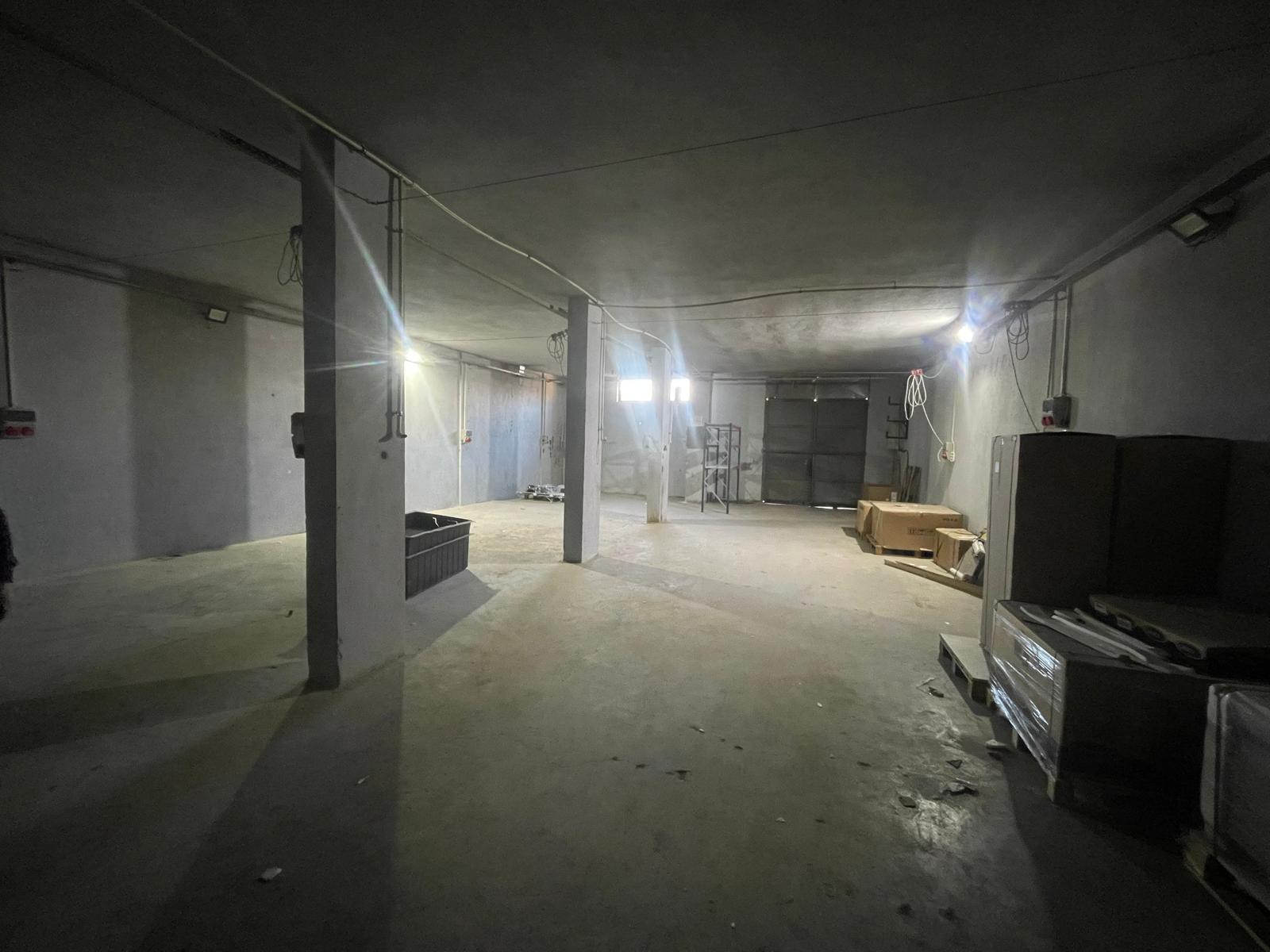 İZMİR KARABAĞLAR SANAYİDE KİRALIK 800m2 İMALATHANE/İŞ YERİ
