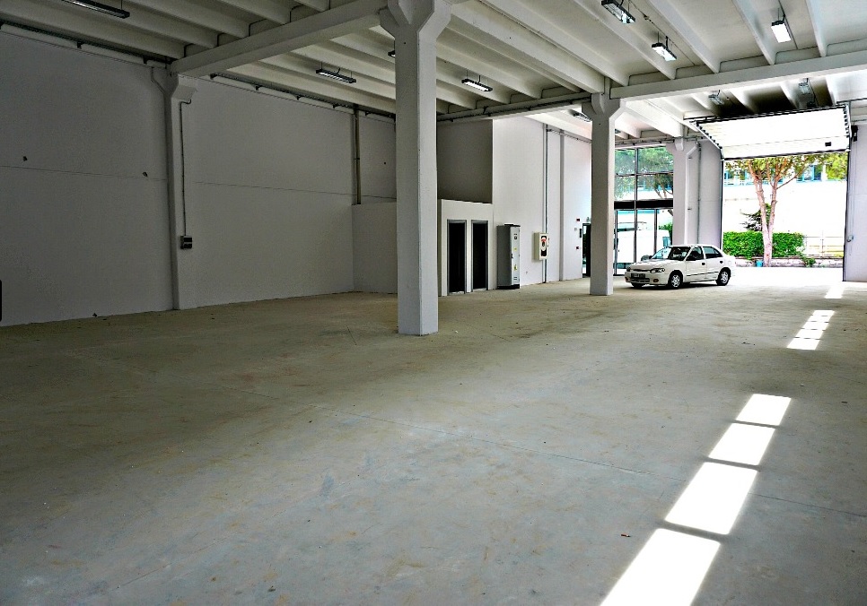 iya depo1.jpg