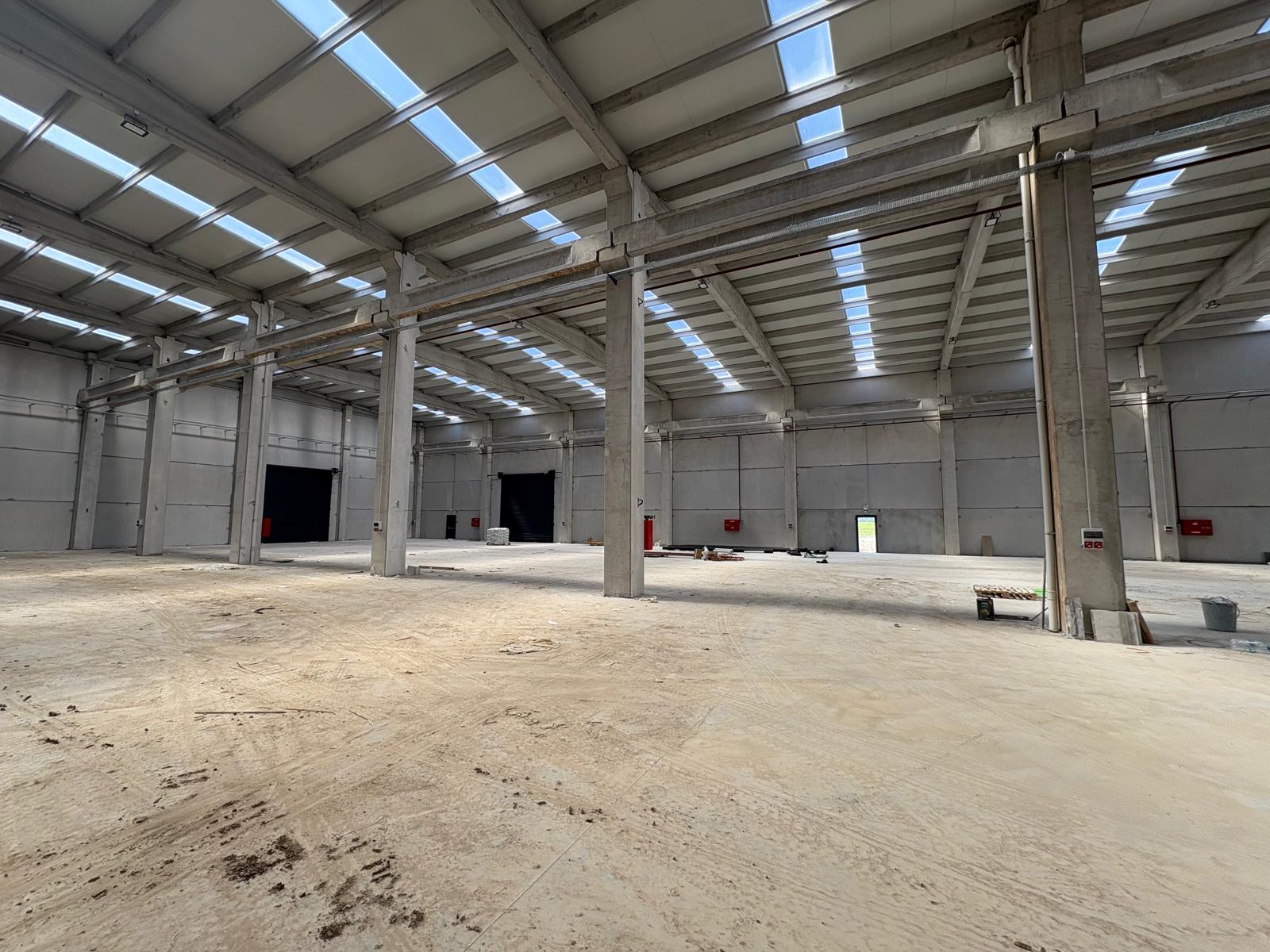 İZMİR MENDERES DEPOLAMA BÖLGESİNDE KİRALIK 2500m2 DEPO