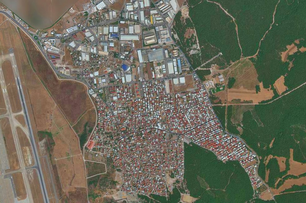 İZMİR GAZİEMİR SARNIÇ'TA 800 M2 KİRALIK İŞYERİ