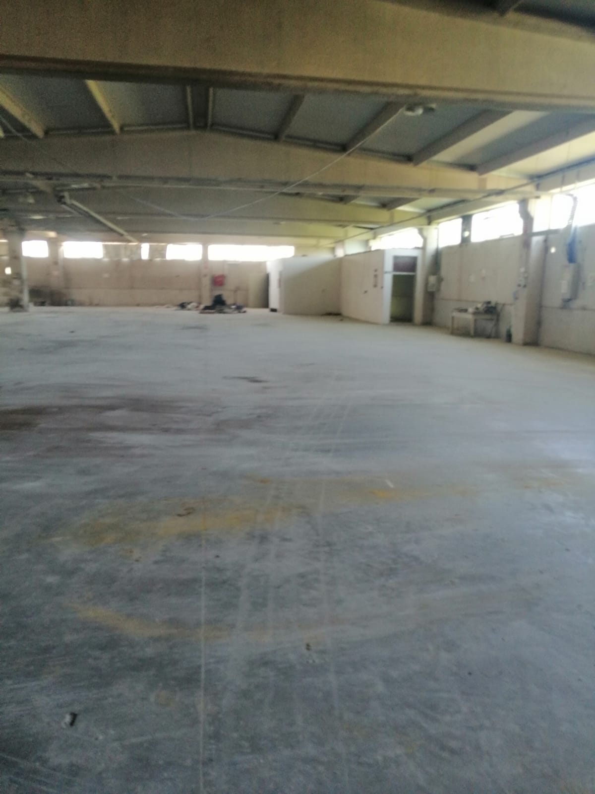 izmir itob osb de kiralık 5000 m2 fabrika binası