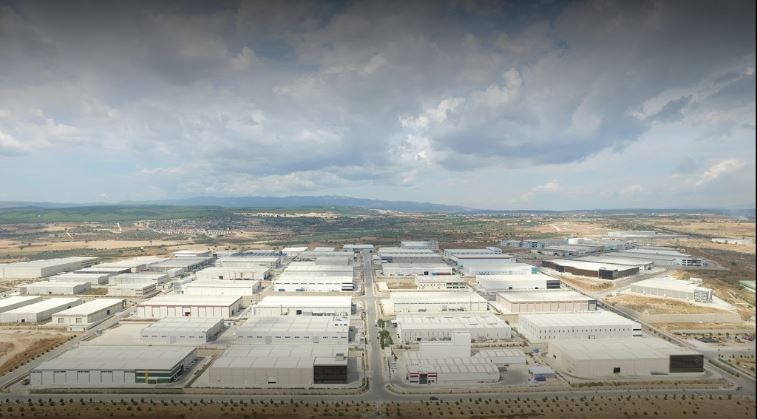 İZMİR TORBALI SANAYİ BÖLGESİNDE KİRALIK 16.000m2 FABRİKA BİNASI