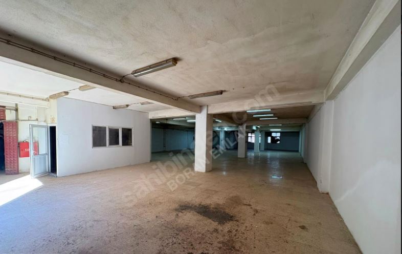 KARABAĞLAR SANAYİDE KİRALIK 2000m2 İMALATHANE