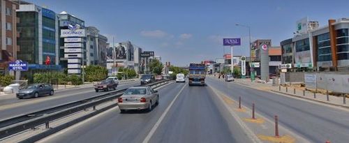İZMİR GAZİEMİR AKÇAY CADDESİNDE KİRALIK 2000m2 MAĞAZA