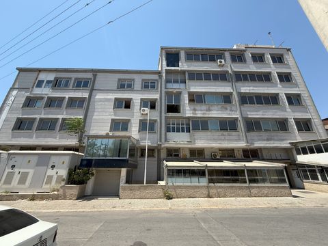 izmir bornova pınarbaşı'nda 1100 M2 ARSA da 5000 m2 kapalı satılık depo fabrika komple bina