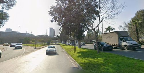 İZMİR BORNOVA ANKARA ASFALTINA CEPHELİ KİRALIK 1300m2 MAĞAZA