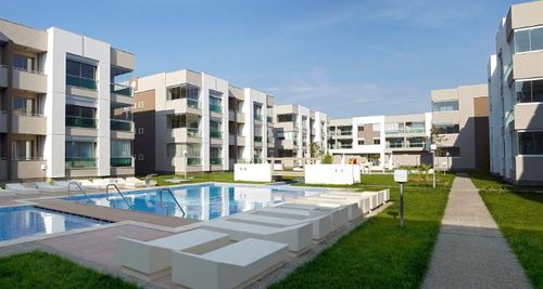 İZMİR GAZİEMİR SARNIÇTA SİTE İÇERİSİNDE SATILIK 3+1 DAİRE