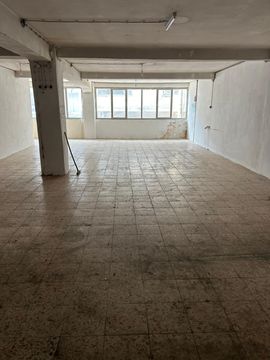 İZMİR KARABAĞLAR SANAYİ'DE  570 M2 KİRALIK DÜKKAN / MAĞAZA
