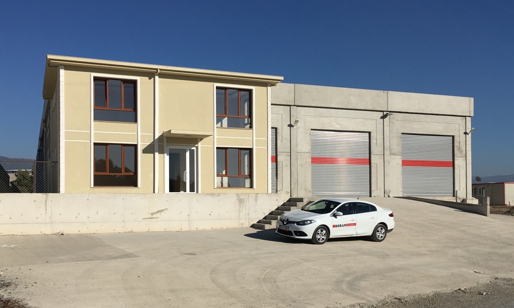 izmir kemalpaşa ulucak da 2250 m2 arsa da 1800 m2 kapalı kiralık depo